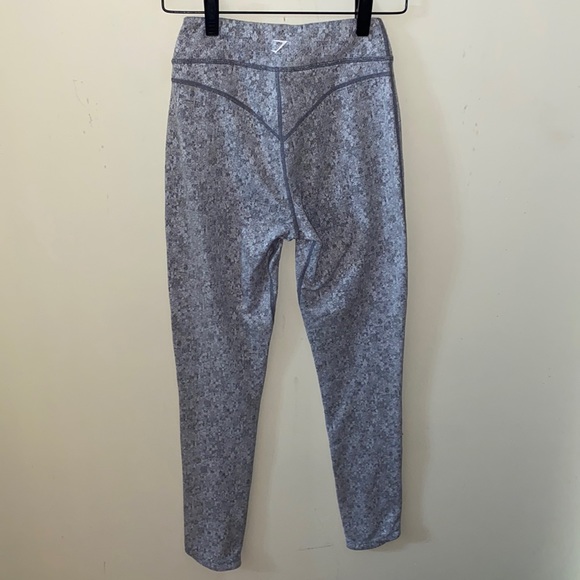 Gymshark Dry Fleur Texture Gray Leggings Size S - Picture 3 of 14